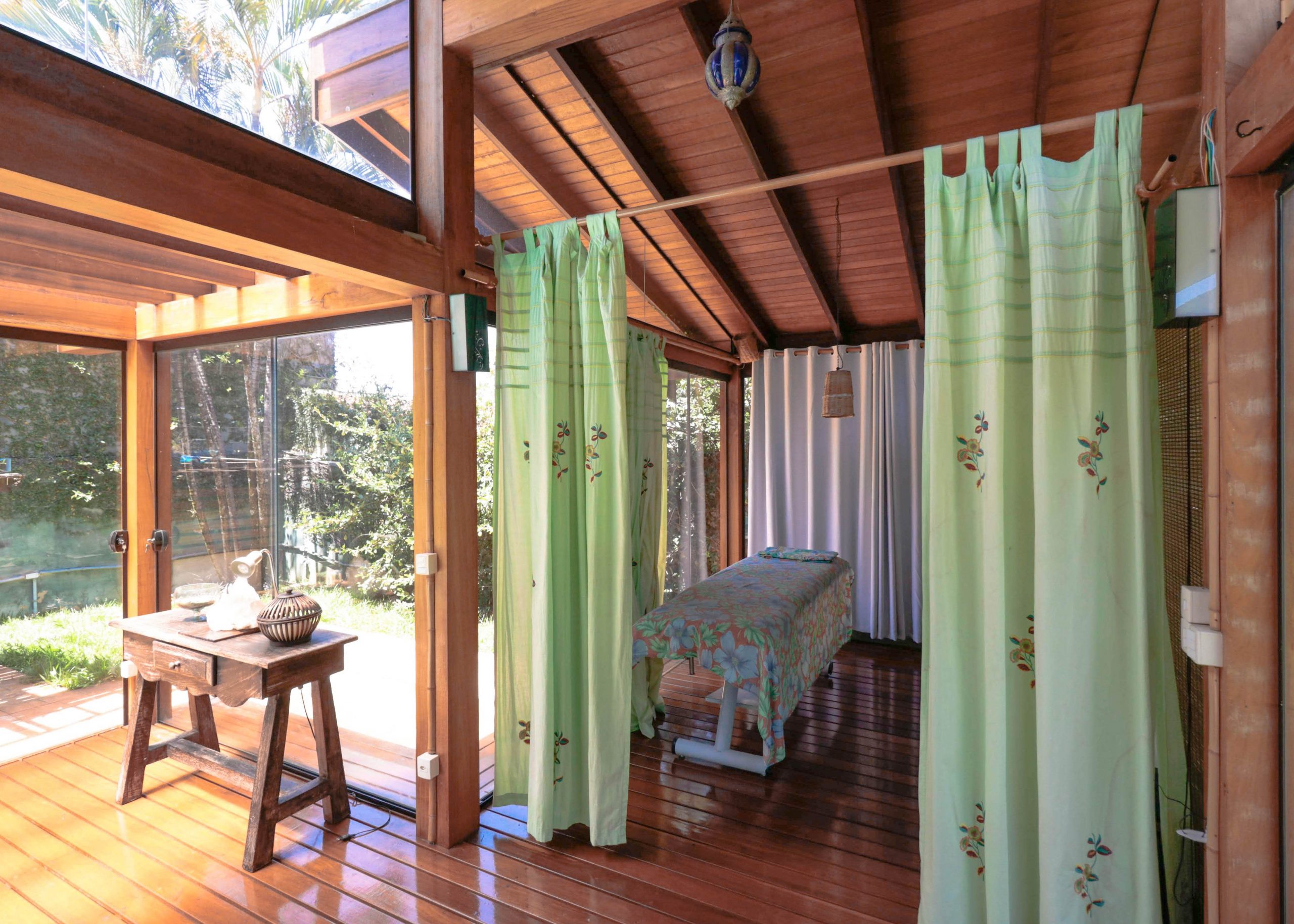 ALMAVIE SPA Arquiteto: Reginaldo PerontiProjeto: Comercial