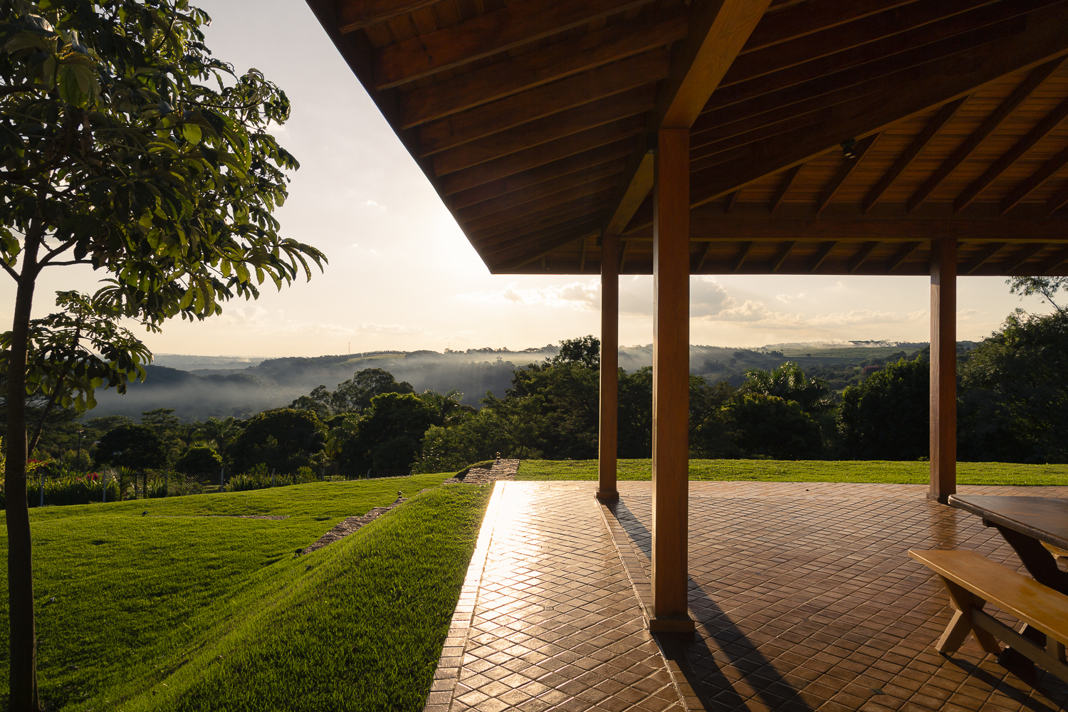 Casa do Parque Itaipu São Carlos. Arquiteto Reginaldo Peronti e Gabriela Peronti. Peronti Arquitetura e Construção.