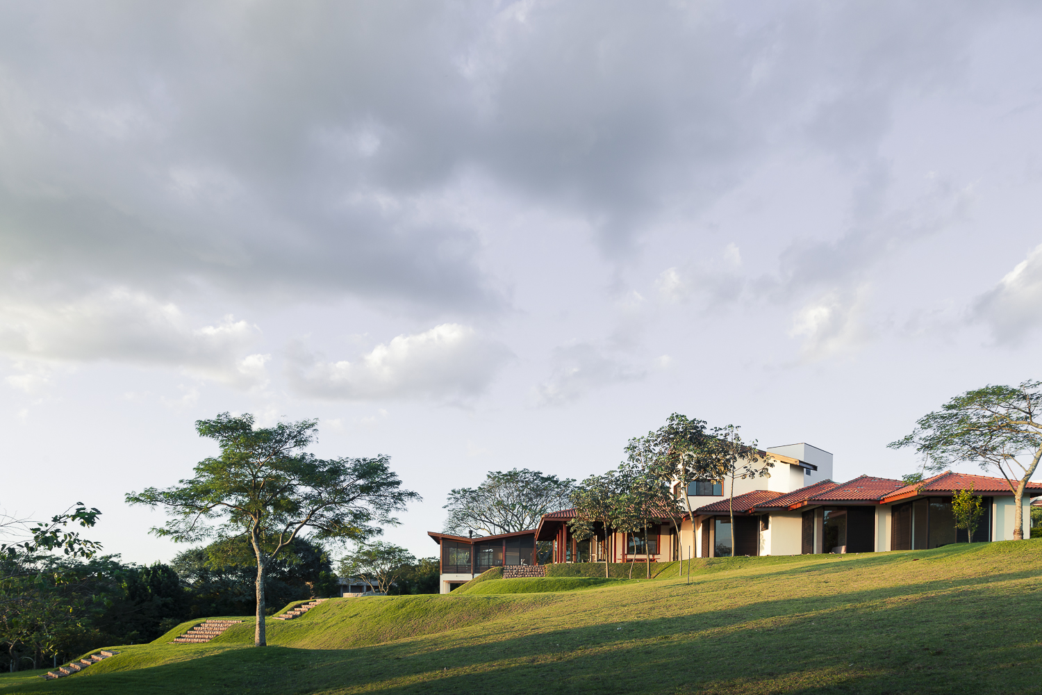 Casa do Parque Itaipu São Carlos. Arquiteto Reginaldo Peronti e Gabriela Peronti. Peronti Arquitetura e Construção.